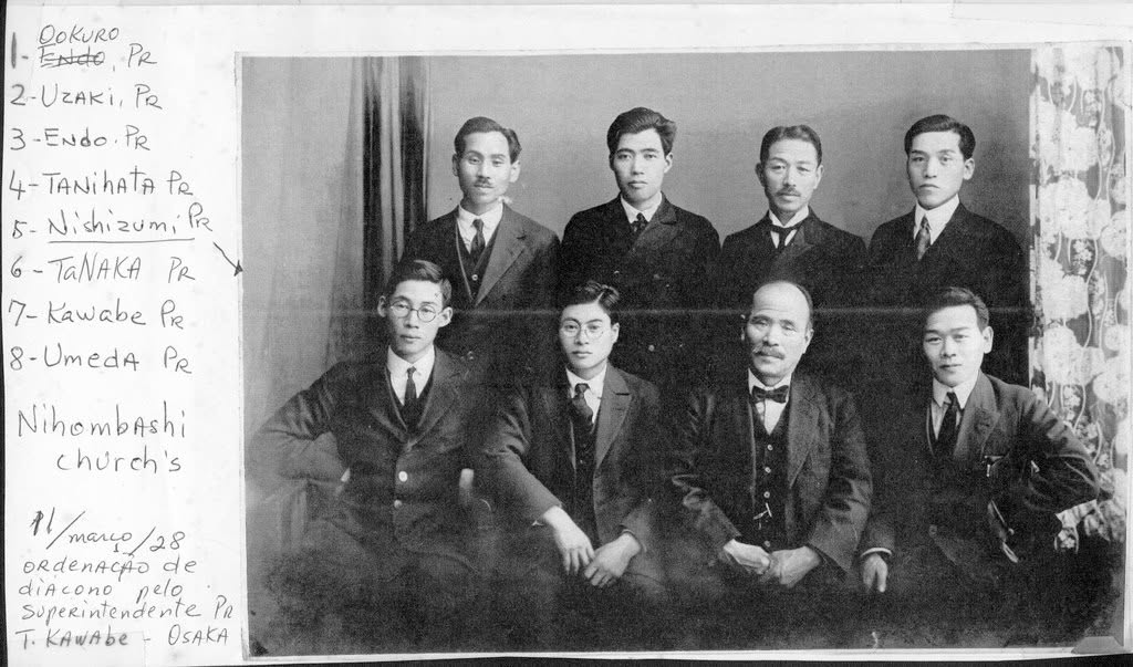 Ordenação como diácono pelo Superintendente T. Kawabe, Osaka, 1928
